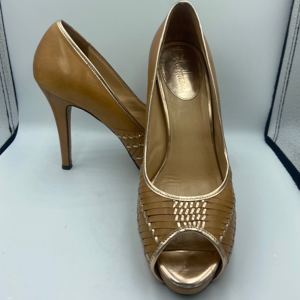 COLE HAAN Natural Leather Size 9B Peep Toe Heels Pumps Shoes